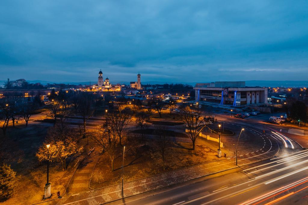 Appartement Penthouse Anairam à Alba Iulia Extérieur photo